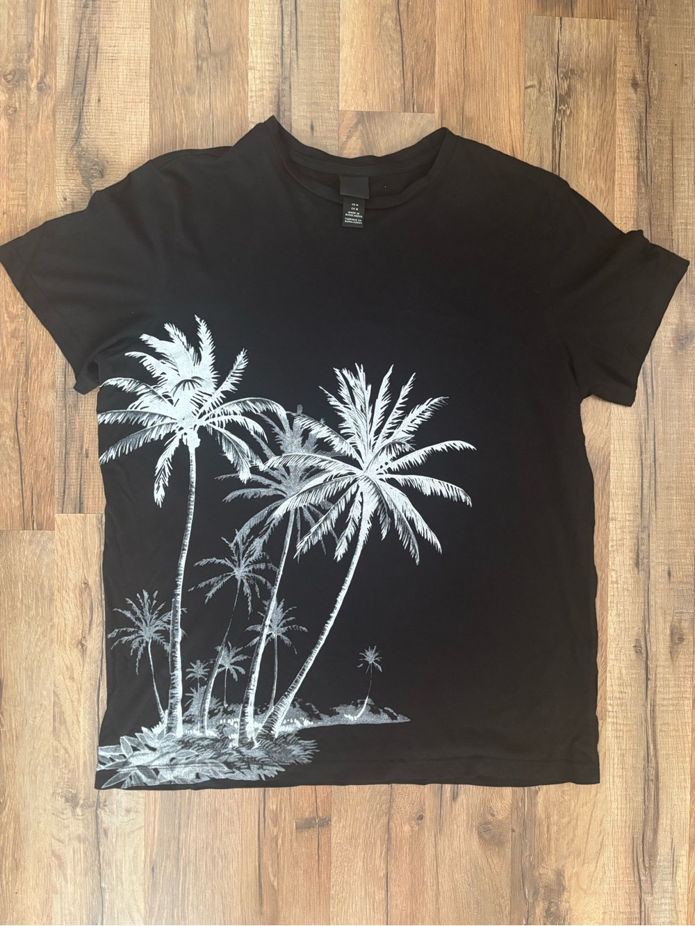 Brand New H&M Black Palm Tree Mens Graphic Tee Shirt Size Medium